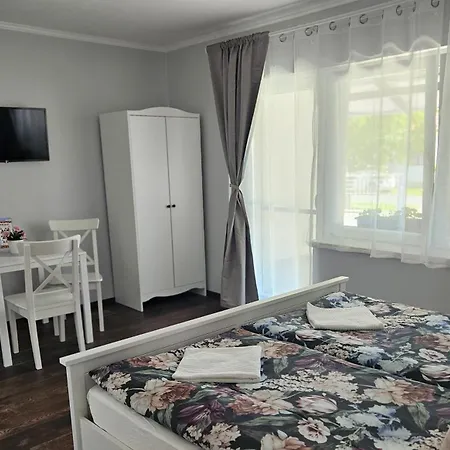 Dolce Vita Apartman Gyula Exterior photo