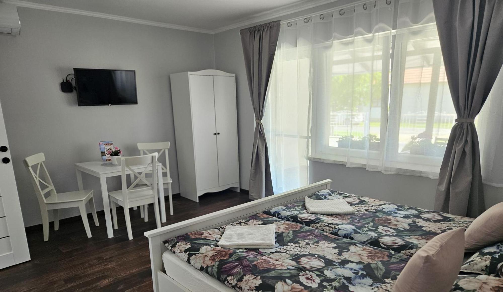Dolce Apartment Gyula